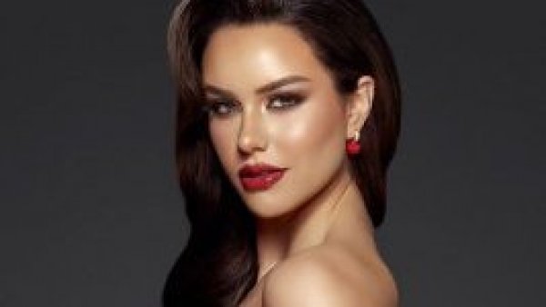 "Llegó a la puerta de mi habitación": Emilia Dides recibe hermoso detalle en Miss Universo
