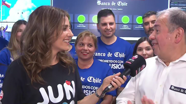 Teletón 2024: María Luisa Godoy está desde la casa matriz de Banco de Chile
