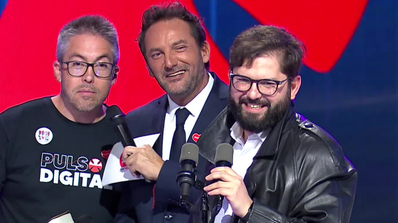 Teletón 2024: El presidente Gabriel Boric sorprende con inesperado momento respecto a la subasta
