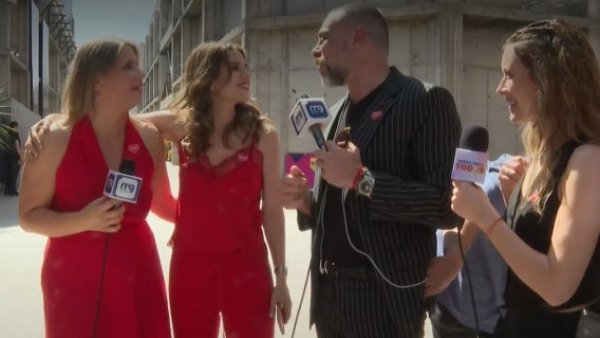 El divertido "crossover" entre rostros de TVN y Mega
