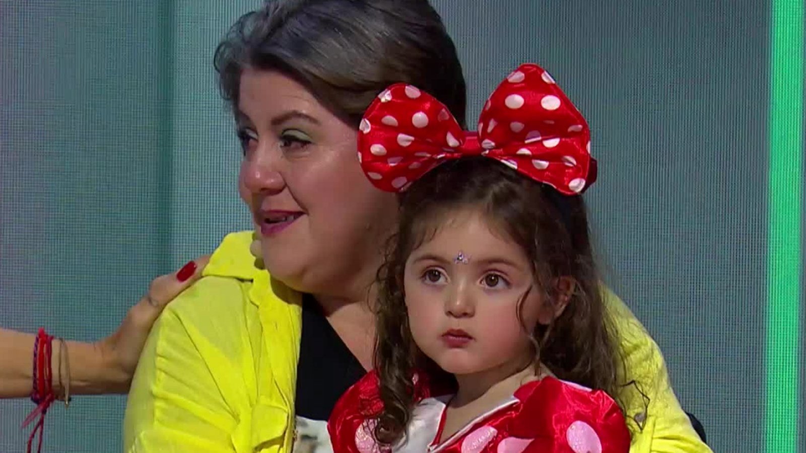 Desde Llifén: la milagrosa historia de Javiera Gárnica y su hija Mía
