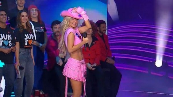 Al estilo de "Mi Nombre Es": Rostros se la juegan siendo los dobles de grandes músicos en la Teletón
