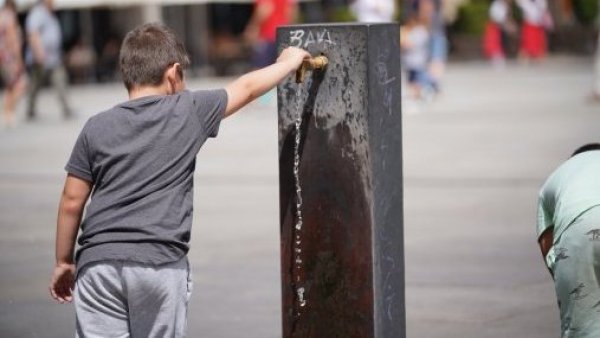 Se esperan 35° en Santiago: advierten altas temperaturas para cinco regiones
