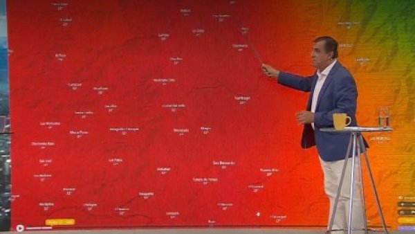 Iván Torres y posible rebrote de incendio en La Florida: "Si no se apaga hoy, es una posibilidad"
