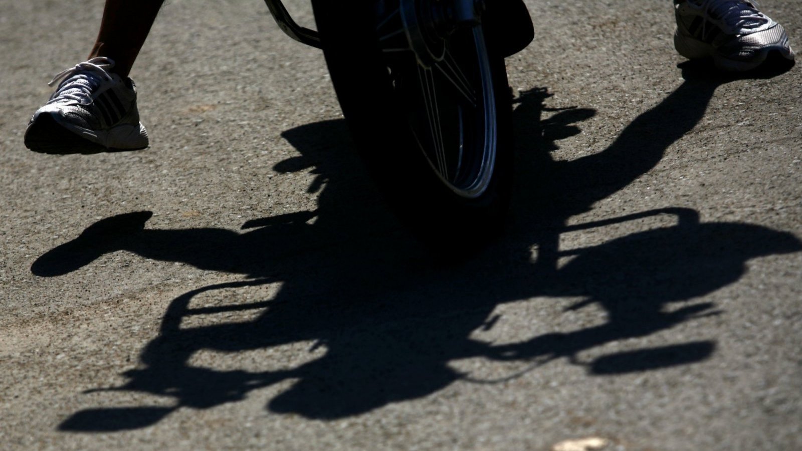 <p>Motochorro. </p>
