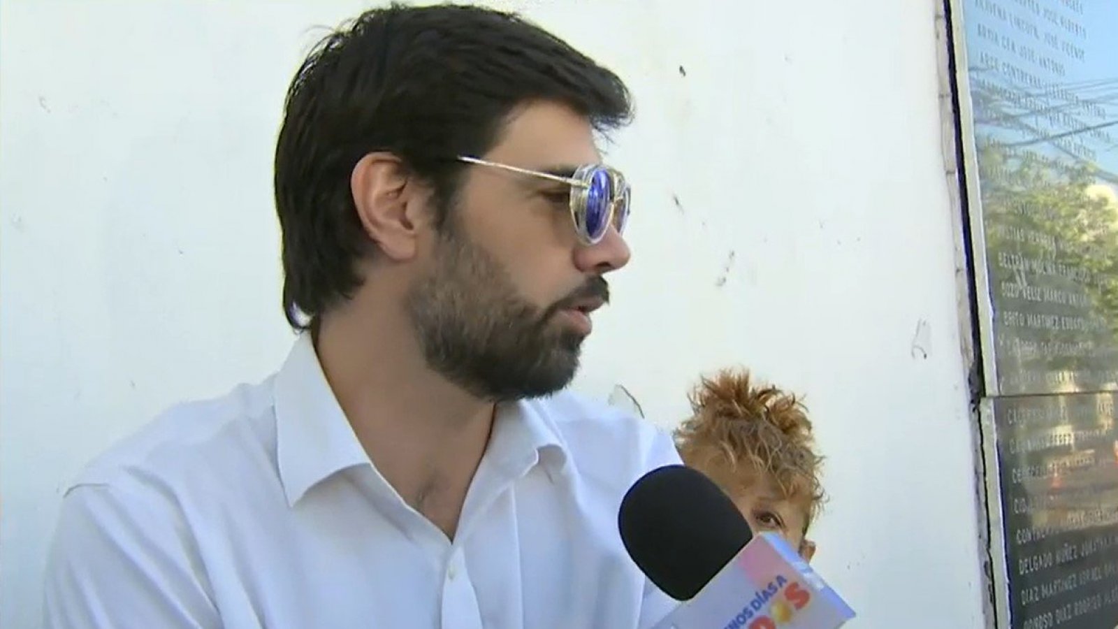 Lavín León reconoce la existencia del correo con lista de despidos y advierte que "se va explicar en su minuto"
