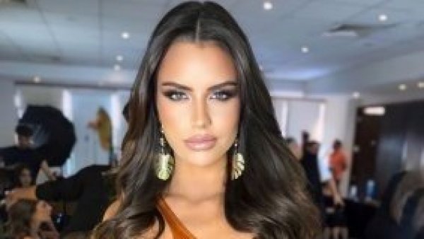"Decretando": Emilia Dides posa junto a la corona de Miss Universo
