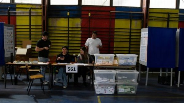Consulta con tu RUT: Tesorería pagará por adelantado a vocales de mesa
