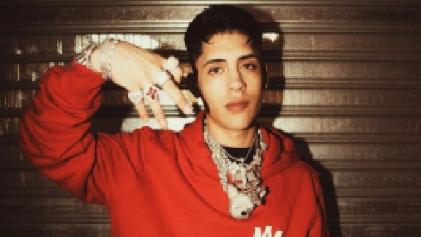 "Te paso por el...": Cris Mj expone pelea con su productor
