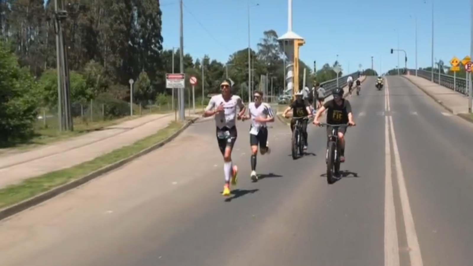 ¡Comienza el trote! Chileno a la caza del líder uruguayo
