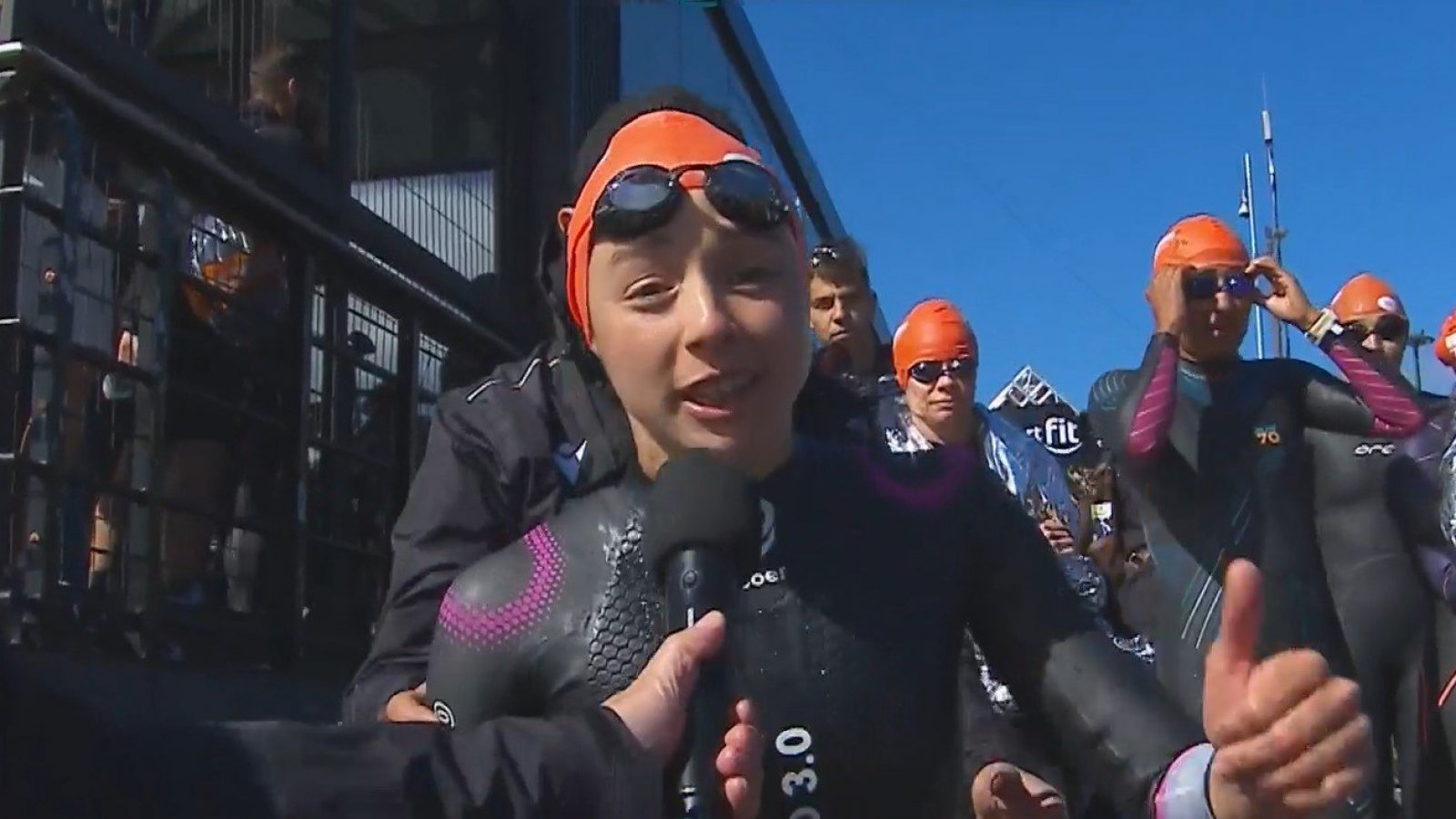 "Competir y sonreír llegando a la meta": El optimista mensaje de Macarena Salazar al partir el Ironman 70.3 de Valdivia
