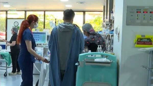 Fallecen siamesas que esperaban operación para ser separadas en el Hospital Calvo Mackenna
