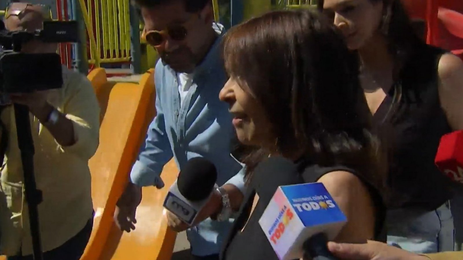"Él está bien": María Inés Horvitz reacciona tras visitar a Manuel Monsalve desde Capitán Yáber
