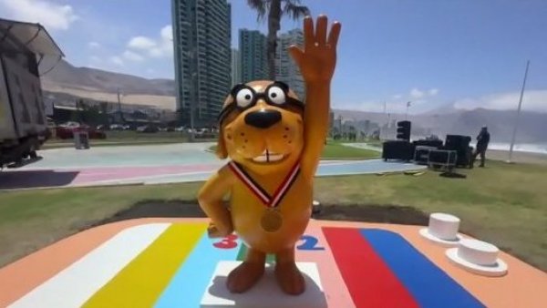 Iquique celebra sus 145 años de historia con "Tevito"
