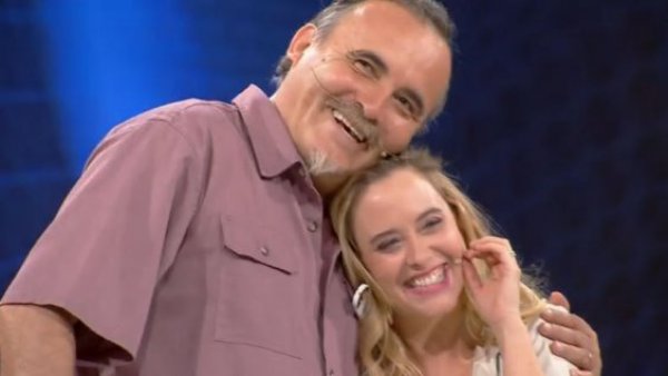 Cantó, jugó y perdió: así fue la caída de Consuelo Schuster
