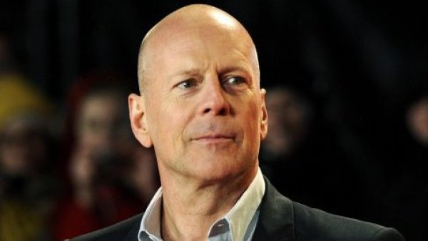 Reaparición de Bruce Willis por el Día de Acción de Gracias conmueve a usuarios
