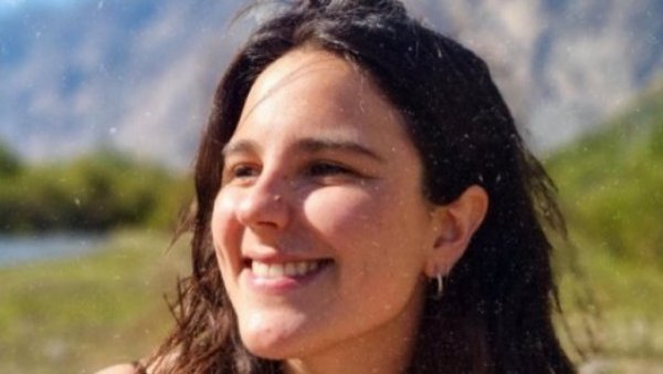 Sancionan a la Universidad de los Andes por maltrato a Catalina Cayazaya
