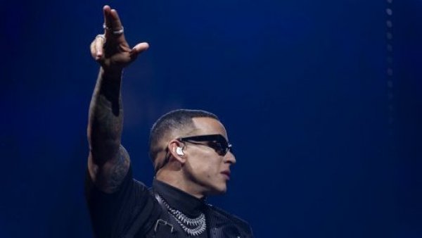 Daddy Yankee anuncia su divorcio tras más de dos décadas de matrimonio
