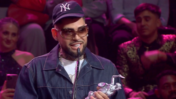¡Felicidades! Gino Mella es el Artista Urbano del Año
