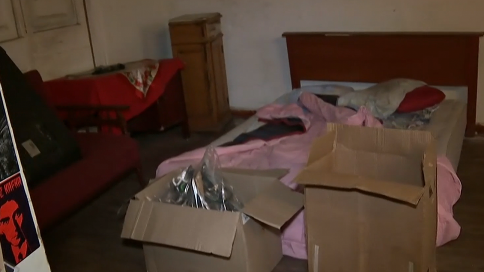 Ocurrían "incivilidades": Desalojan vivienda fiscal que había sido tomada en Barrio Yungay
