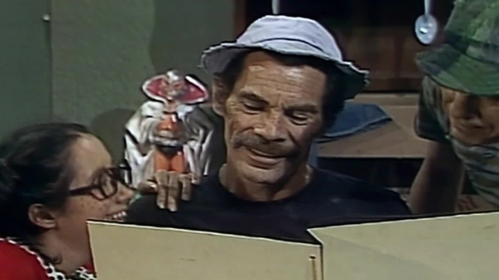 El Chavo del 8: El desalojo de Don Ramón Parte 2
