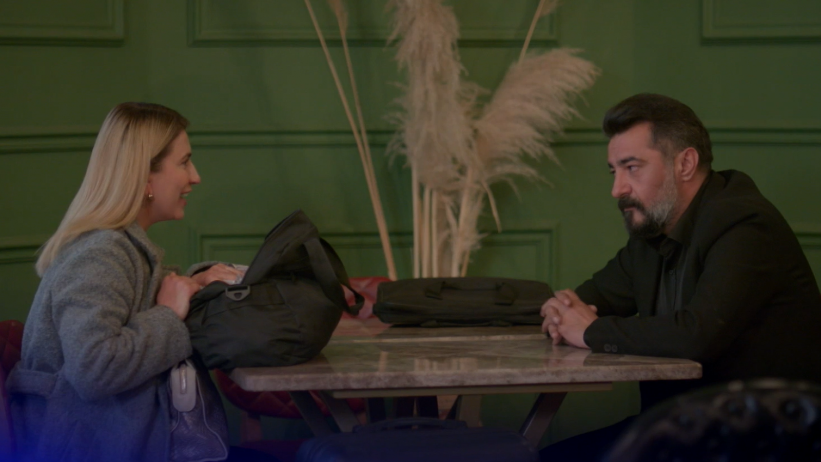 La transacción: Mira un adelanto de este domingo de "Todo por mi familia"
