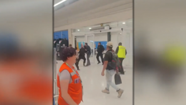 Abogada por golpiza a cliente: "Los guardias no tienen facultad para exigir una boleta a una persona"
