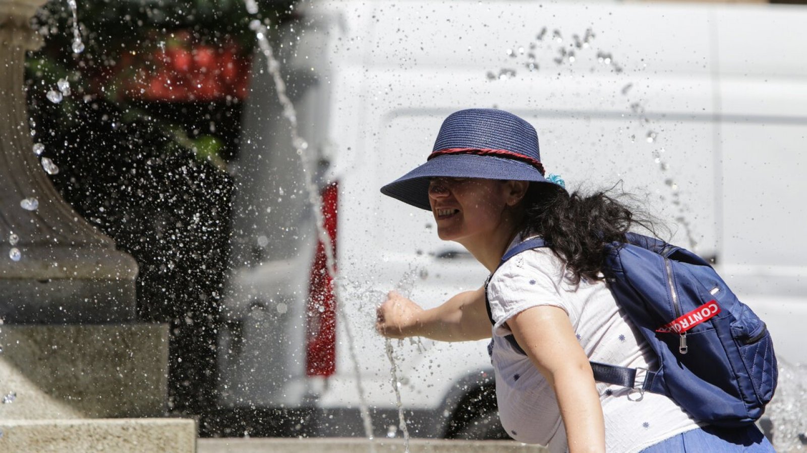 ¡A cuidarse!: Recomendaciones generales para enfrentar el extremo calor
