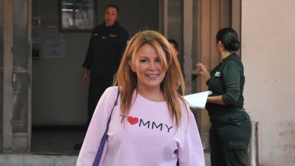 A arresto domiciliario: Los criterios que sacaron a Cathy Barriga de la cárcel

