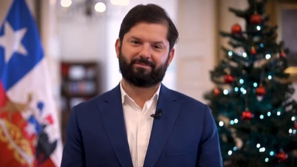 Presidente Boric envía mensaje navideño: "Estoy optimista de Chile y su futuro"