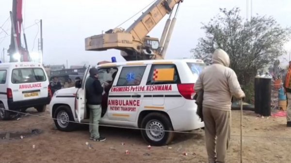 Terror en la India: niña de 3 años lleva atrapada 72 horas en un pozo
