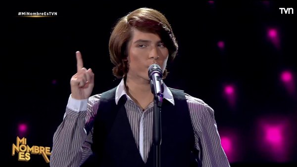 Así fue la presentación de Ignacio Jerez al más puro estilo de Raphael
