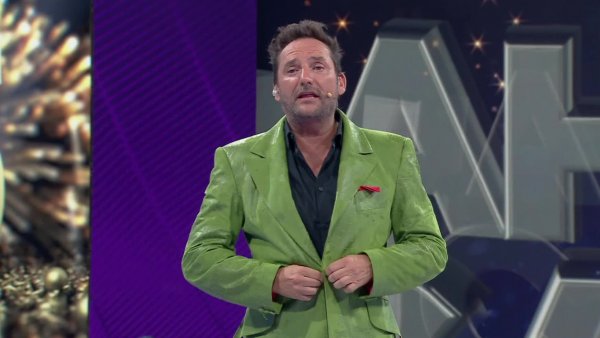 Daniel Fuenzalida usó las chaquetas de Luciano Bello: "Para mí es un honor"
