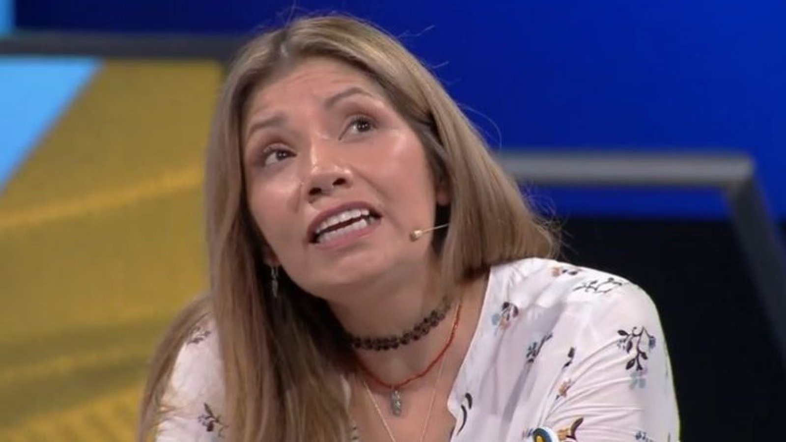 ¡Más de 15! Participante sorprende por mandar un montón de saludos
