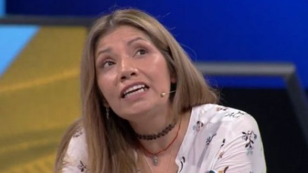 ¡Más de 15! Participante sorprende por mandar un montón de saludos
