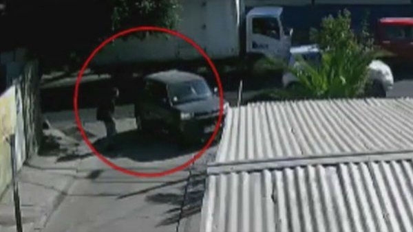 Revelan video clave: Registro evidencia momento en que odontóloga asesina a trabajador "por error"
