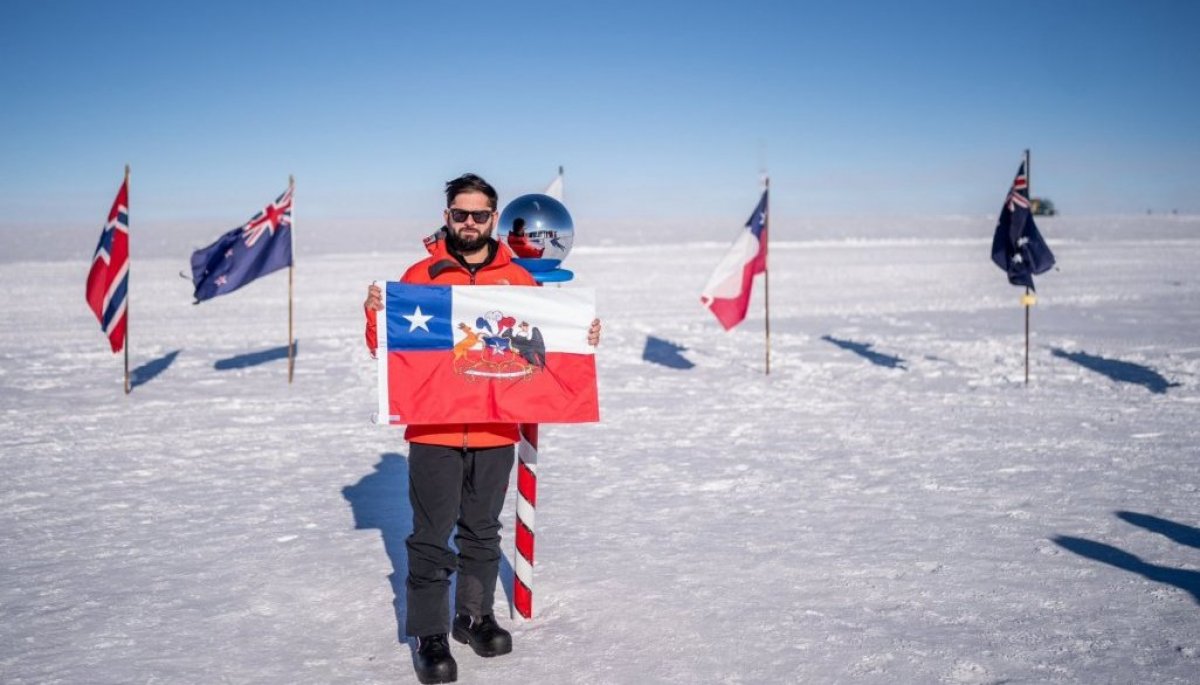 Presidente Gabriel Boric desde el Polo Sur: 