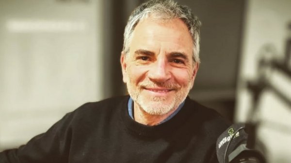 El exitoso presente de Álvaro Rudolphy alejado de las teleseries: "Una buena reinvención"
