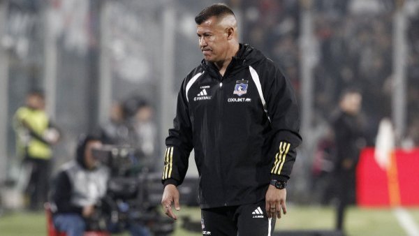 Representante de Sebastián Villa menciona posible contratación con Colo Colo

