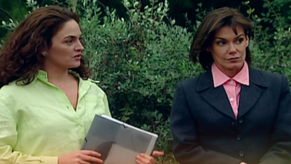 Los planes de Elena Vergara: Mira un avance de este martes de "Aquelarre"
