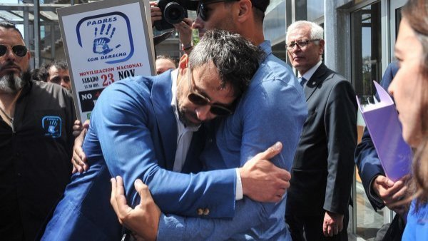 Jorge Valdivia cumple arresto domiciliario nocturno en casa de Daniela Aránguiz

