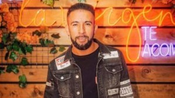 Aseguran que Mauricio Isla estaría en una relación con una modelo venezolana
