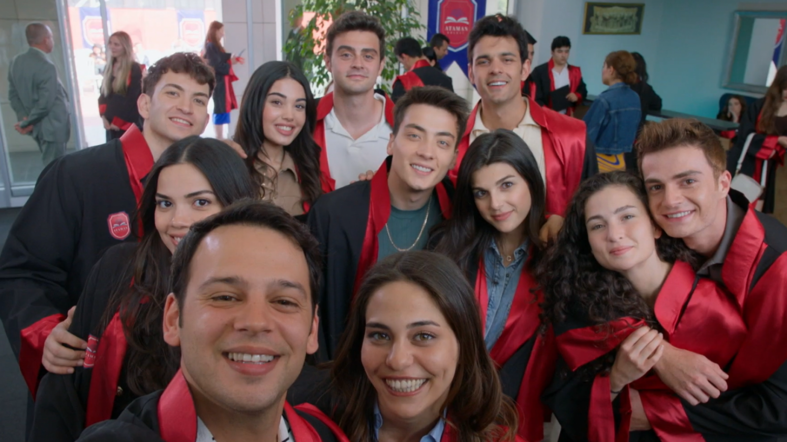 Todo por mi familia - T1E472 | ¡La gran selfie!
