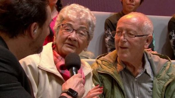 ¡Qué emoción! Pareja vino a celebrar sus 61 años de matrimonio a "¡Ahora Caigo!"
