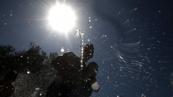 Hasta 39°: advierten altas temperaturas en siete regiones del país
