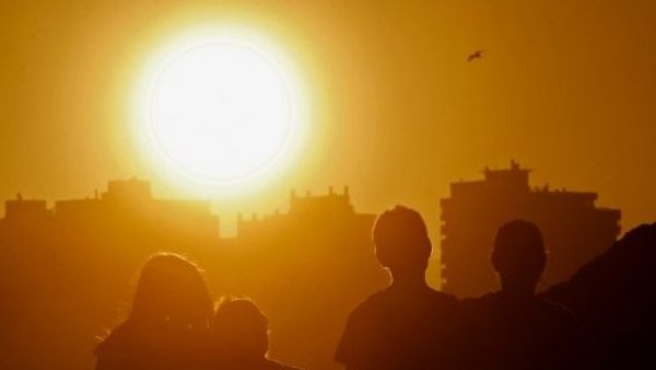 Atención con la ola de calor diurna y nocturna: Se esperan 40° para la zona central
