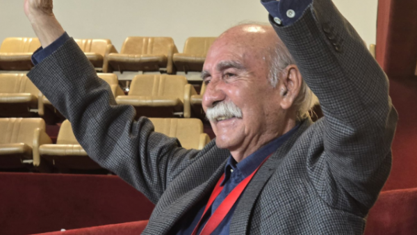 "¡Se lo recontra merece!": Fernando Farías fue homenajeado en el Congreso por su destacada trayectoria actoral
