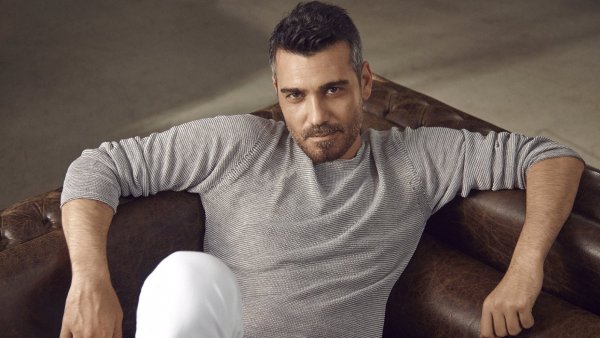 Fuerza de Mujer: Caner Cindoruk es Sarp Çeşmeli
