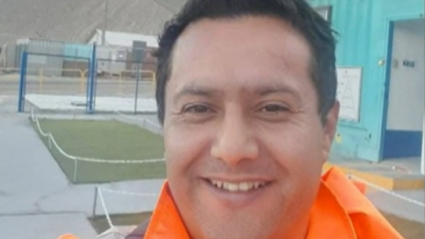 Orlando busca su gemelo desaparecido: Terminó con su polola y no supieron más de él

