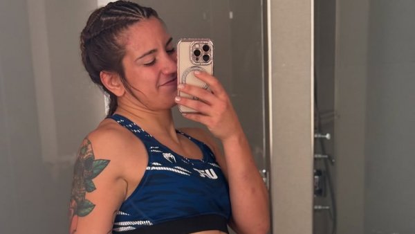 Peleadora de UFC muestra cómo le quedaron las piernas tras su último combate
